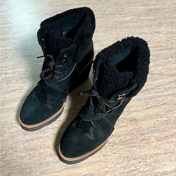 Coach Kenna wedge suede ankle boots with Sherpa - Picture 3 of 16